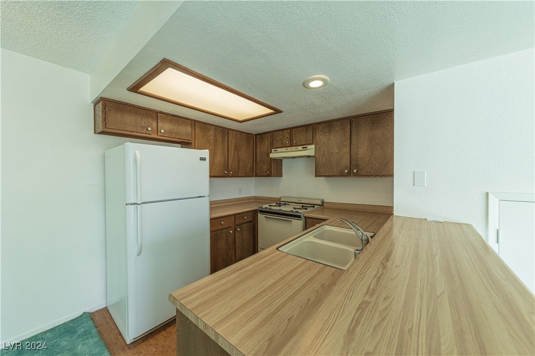 3811 Desert Marina Drive 126 Property Photo 4