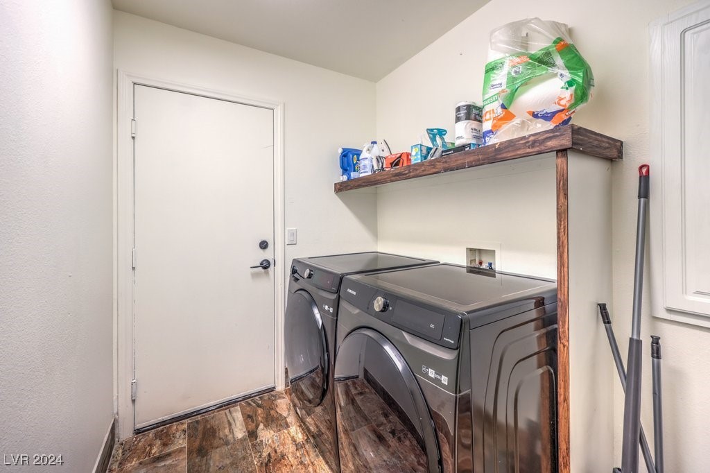 527 Leap Frog Avenue Property Photo 30