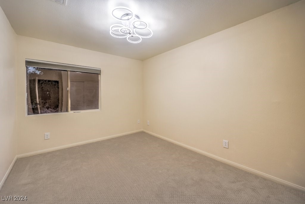 527 Leap Frog Avenue Property Photo 36