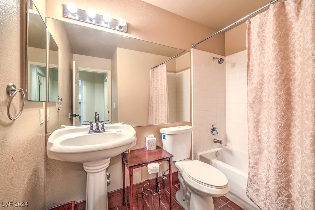 527 Leap Frog Avenue Property Photo 39