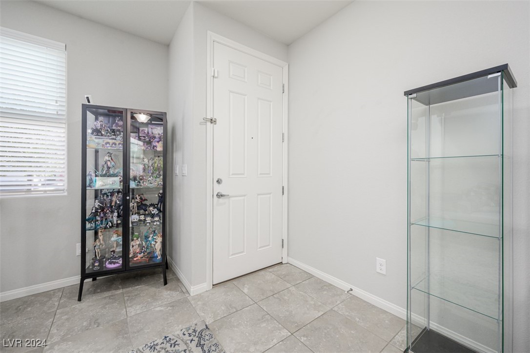 2675 Chinaberry Hill Street Property Photo 6