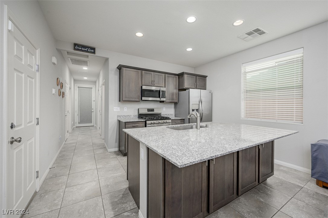 2675 Chinaberry Hill Street Property Photo 13