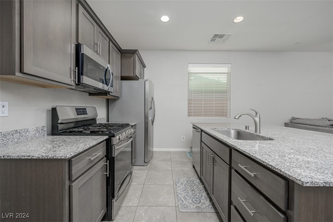 2675 Chinaberry Hill Street Property Photo 16