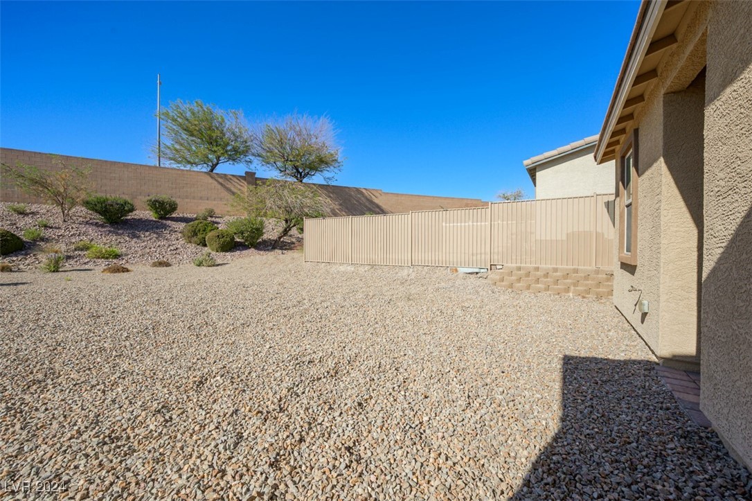 2675 Chinaberry Hill Street Property Photo 39