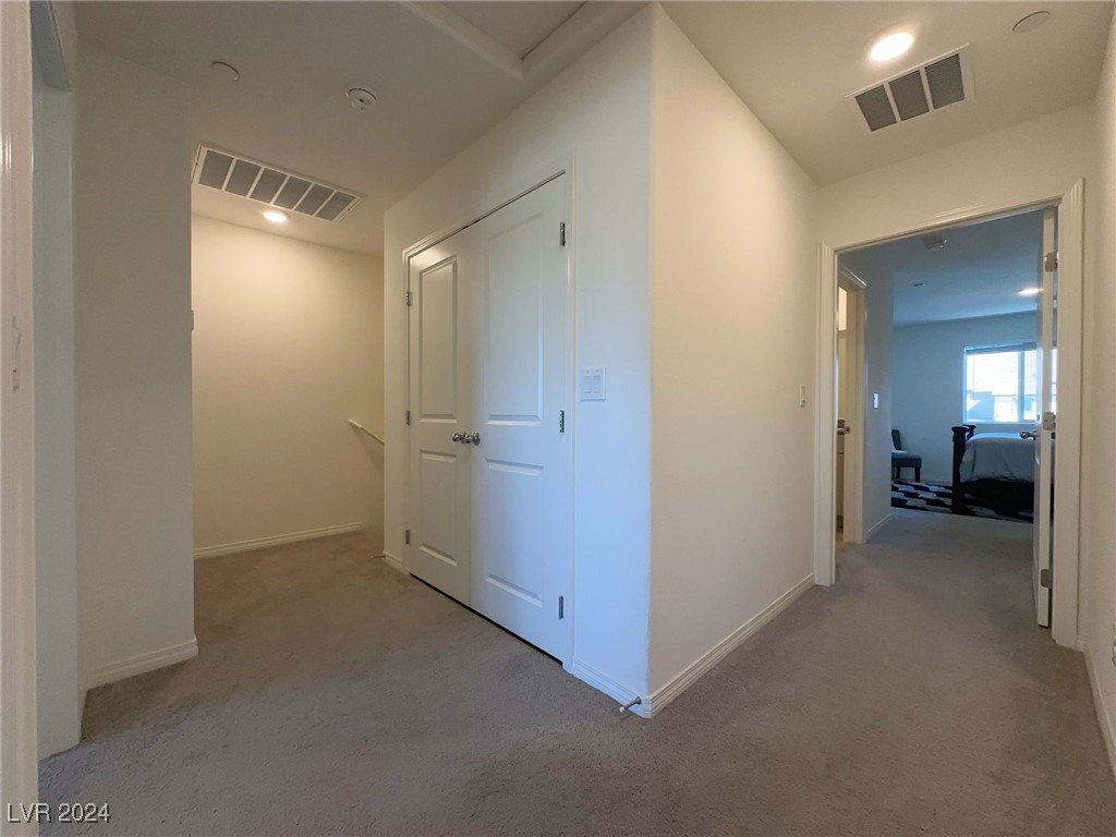 4273 Venus Falls Avenue Property Photo 14