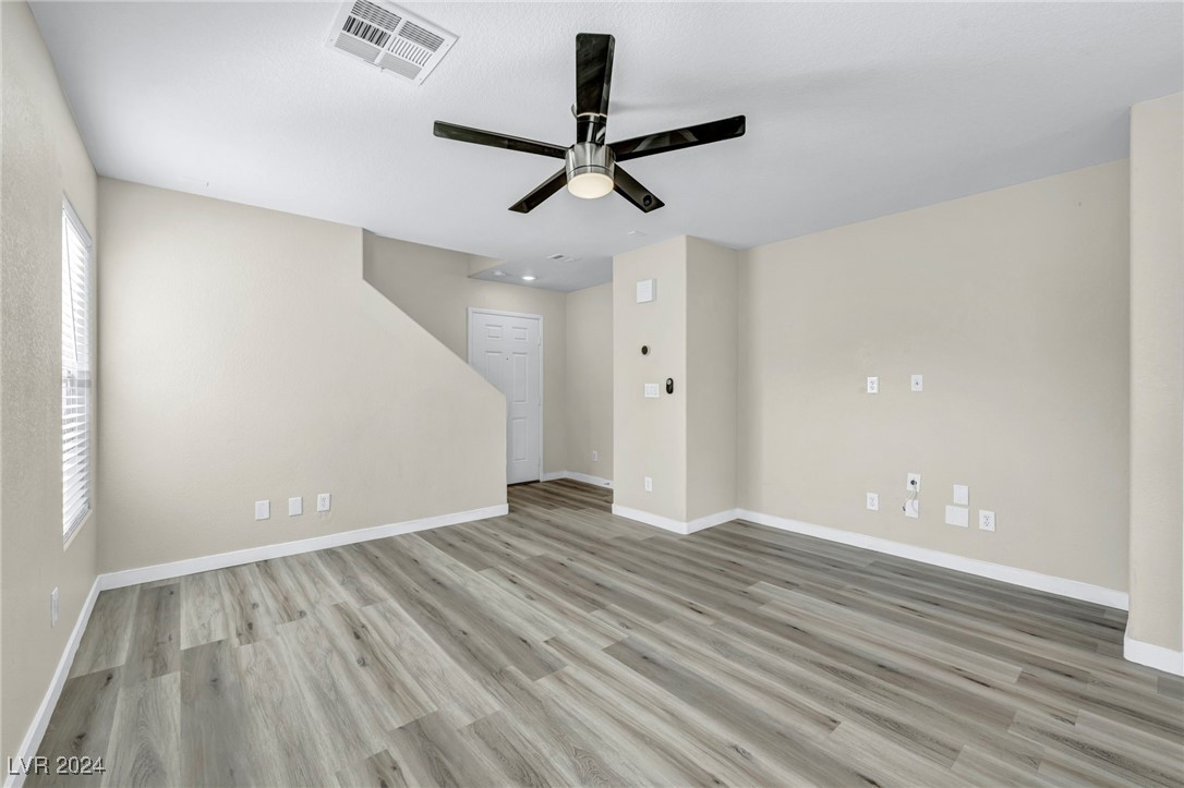 536 Primrose Hill Avenue Property Photo 20