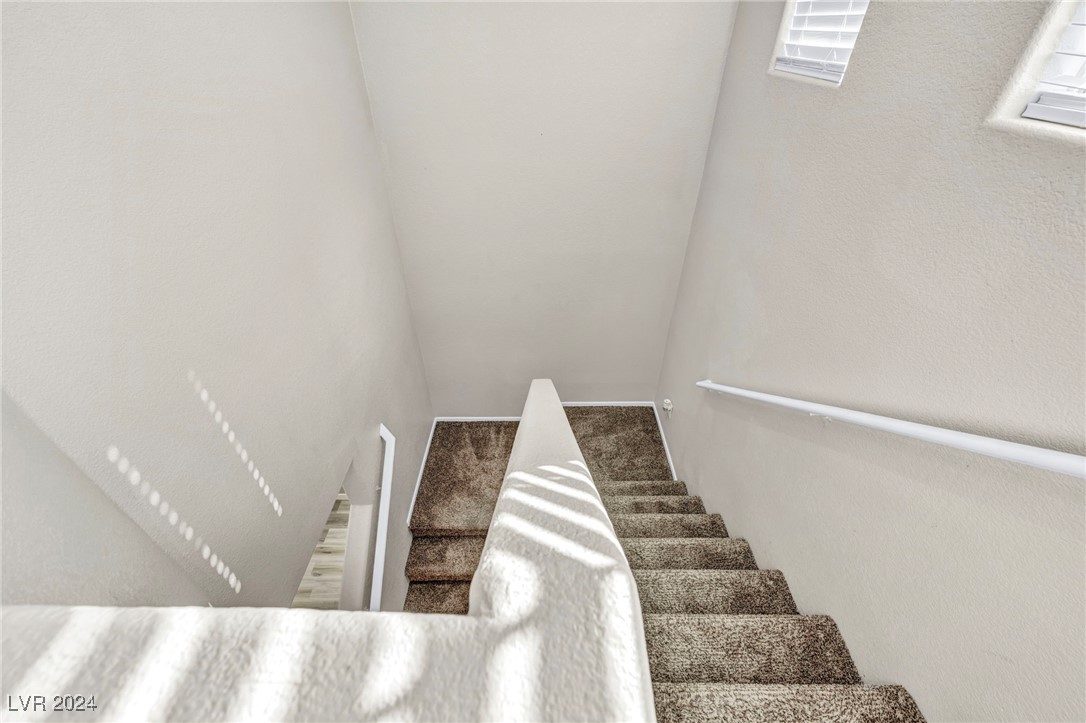536 Primrose Hill Avenue Property Photo 24