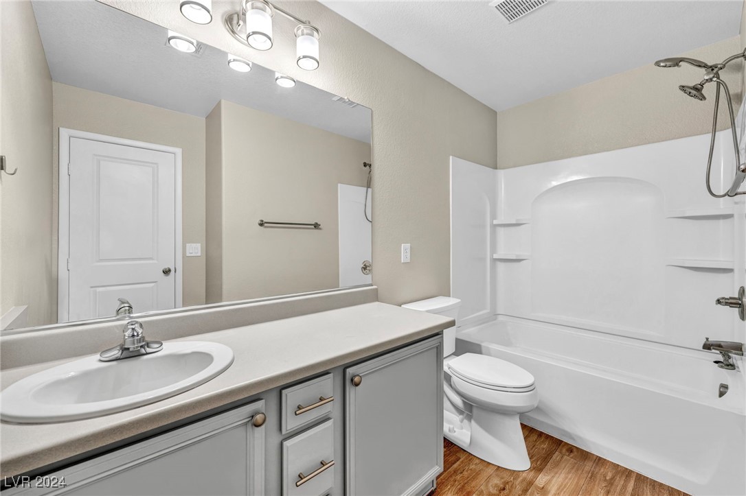 536 Primrose Hill Avenue Property Photo 28
