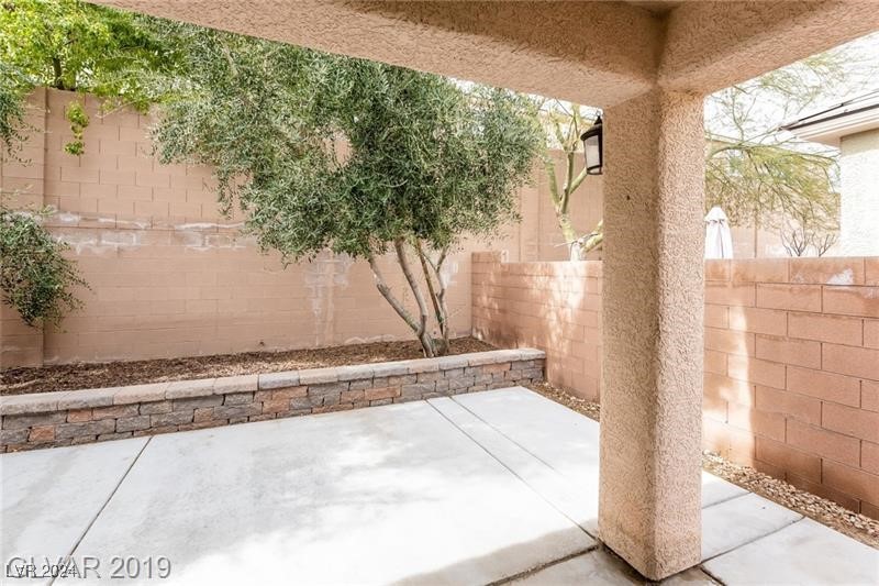 7737 Eagle Rock Peak Court Property Photo 23