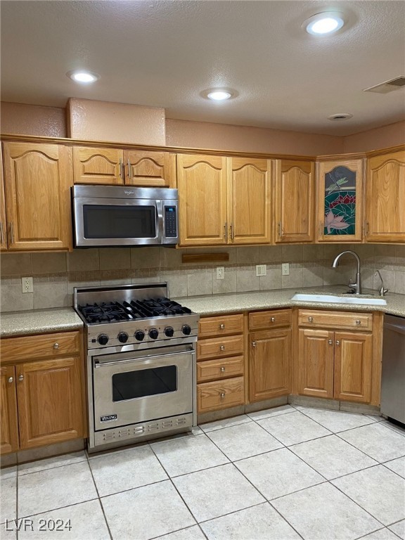 2208 Rugged Mesa Drive Property Photo 5