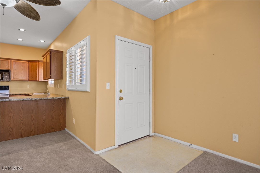 728 Hardy Way E Property Photo 10