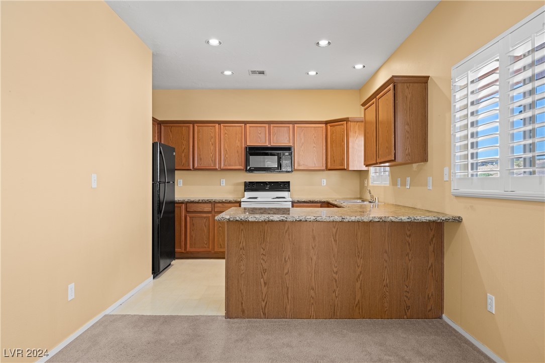728 Hardy Way E Property Photo 17
