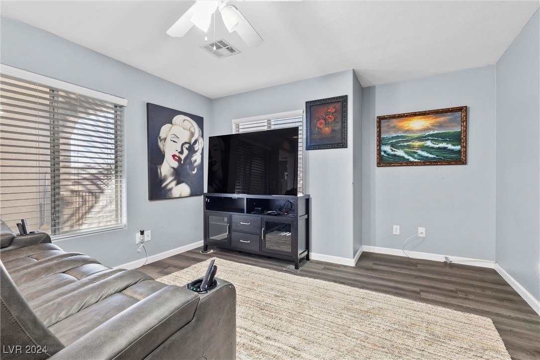 8556 Tellima Court Property Photo 5