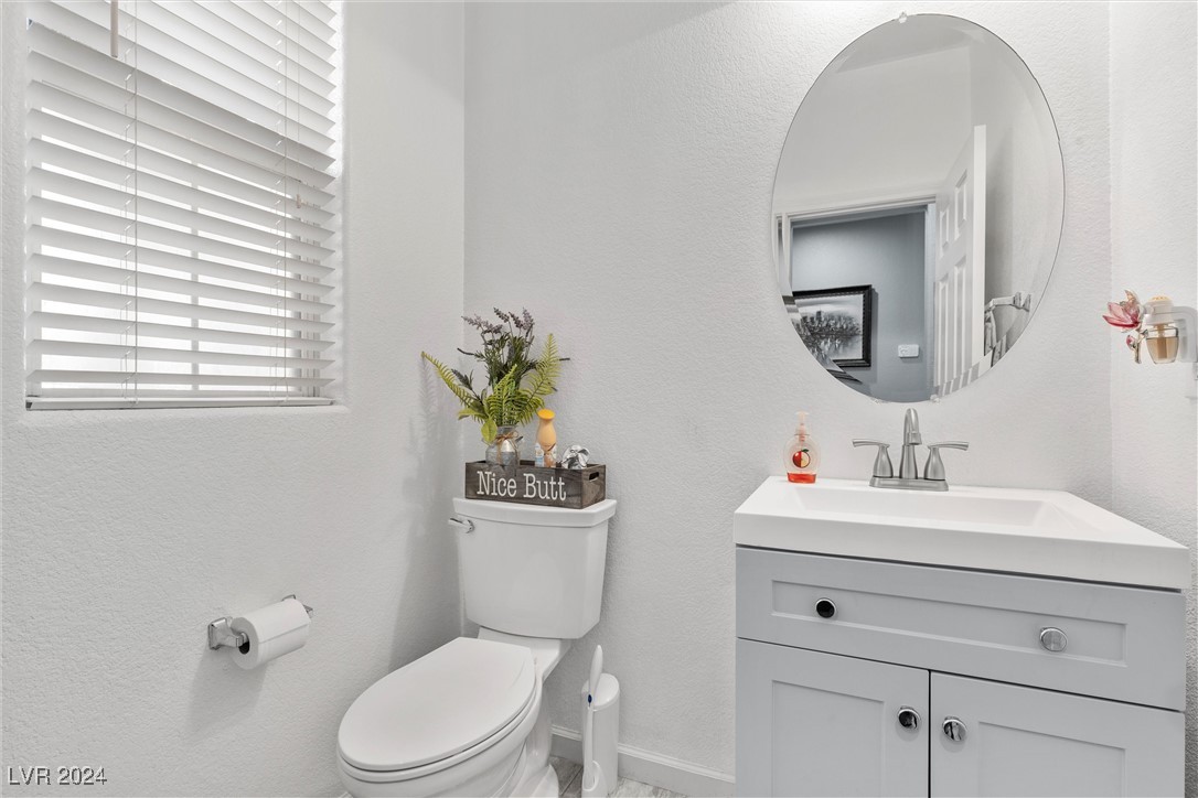 8556 Tellima Court Property Photo 14