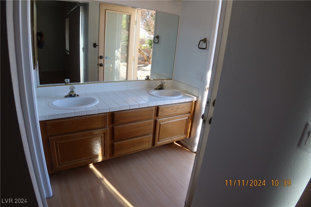 3328 Misty Cove Court Property Photo 8