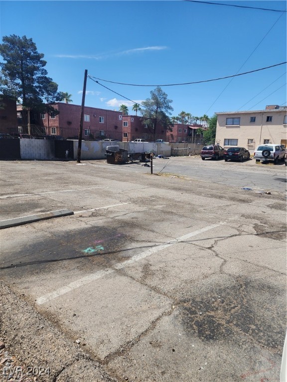 2905 Elm Avenue Property Photo 11