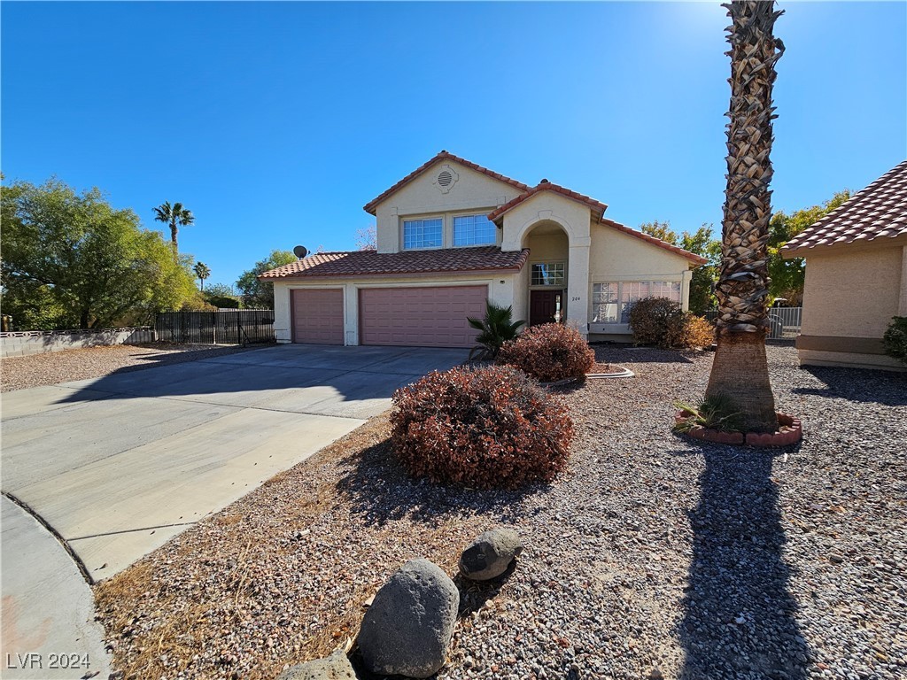 204 South White Cloud Circle Property Photo 3