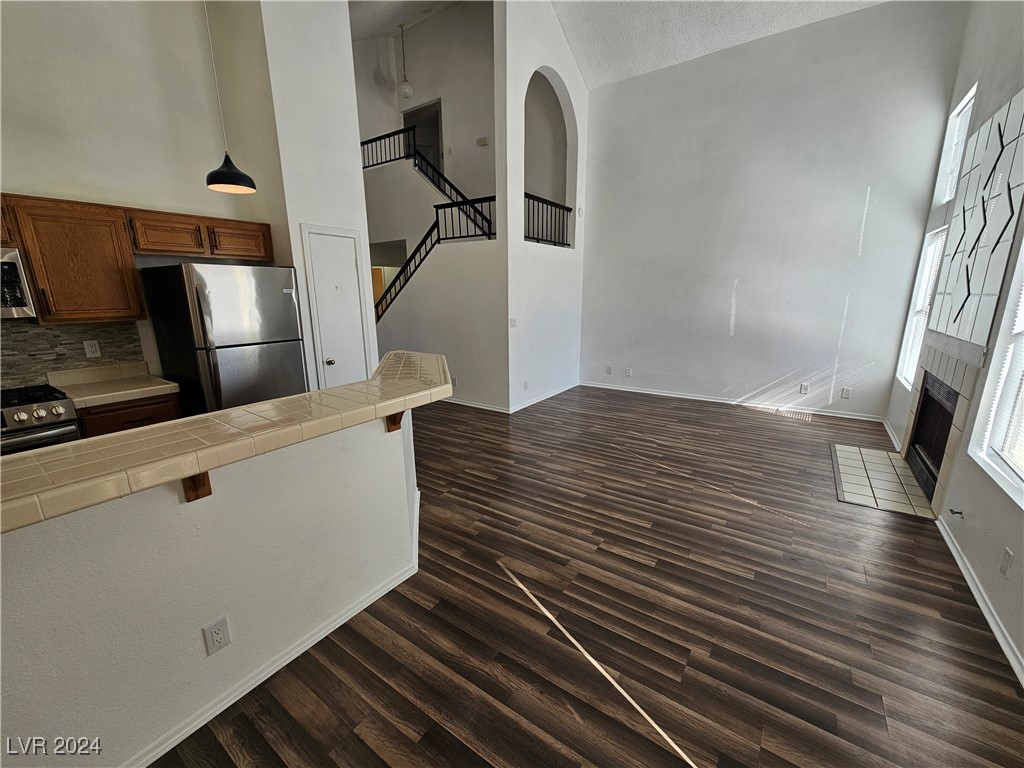 204 South White Cloud Circle Property Photo 6