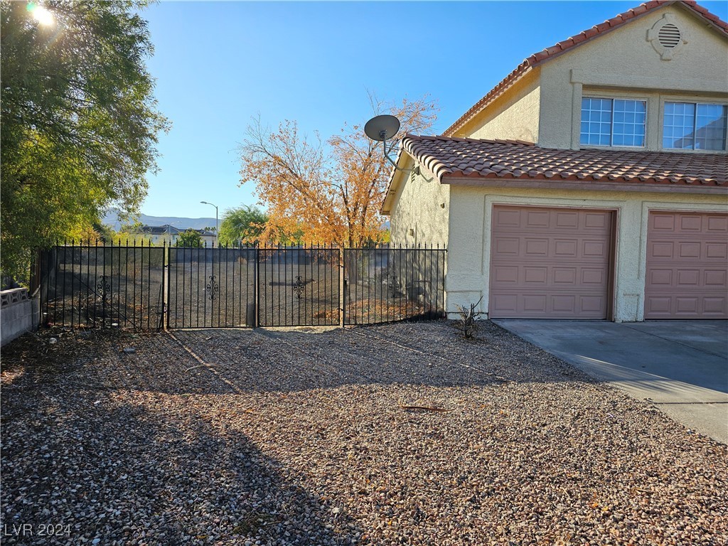 204 South White Cloud Circle Property Photo 27