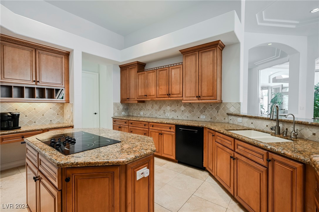 2805 High Sail Court Property Photo 37