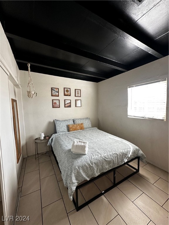 2213 East Oakey Boulevard Property Photo 19
