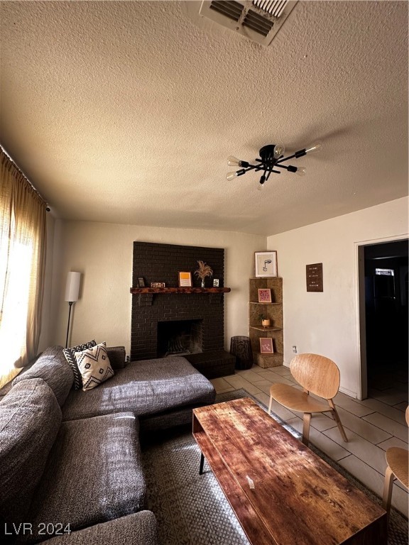 2213 East Oakey Boulevard Property Photo 24