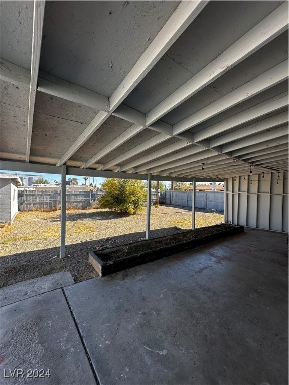 2213 East Oakey Boulevard Property Photo 28