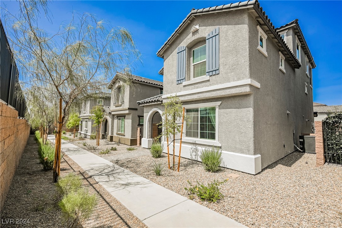 1323 Cerulean Avenue Property Photo