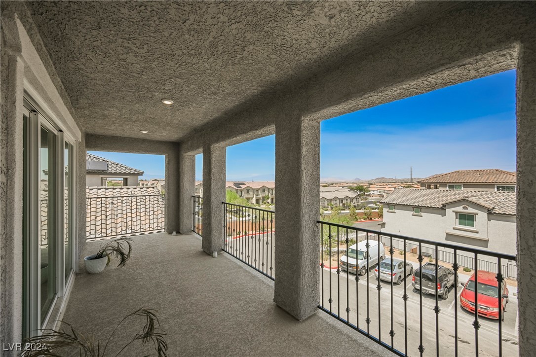 1323 Cerulean Avenue Property Photo 6