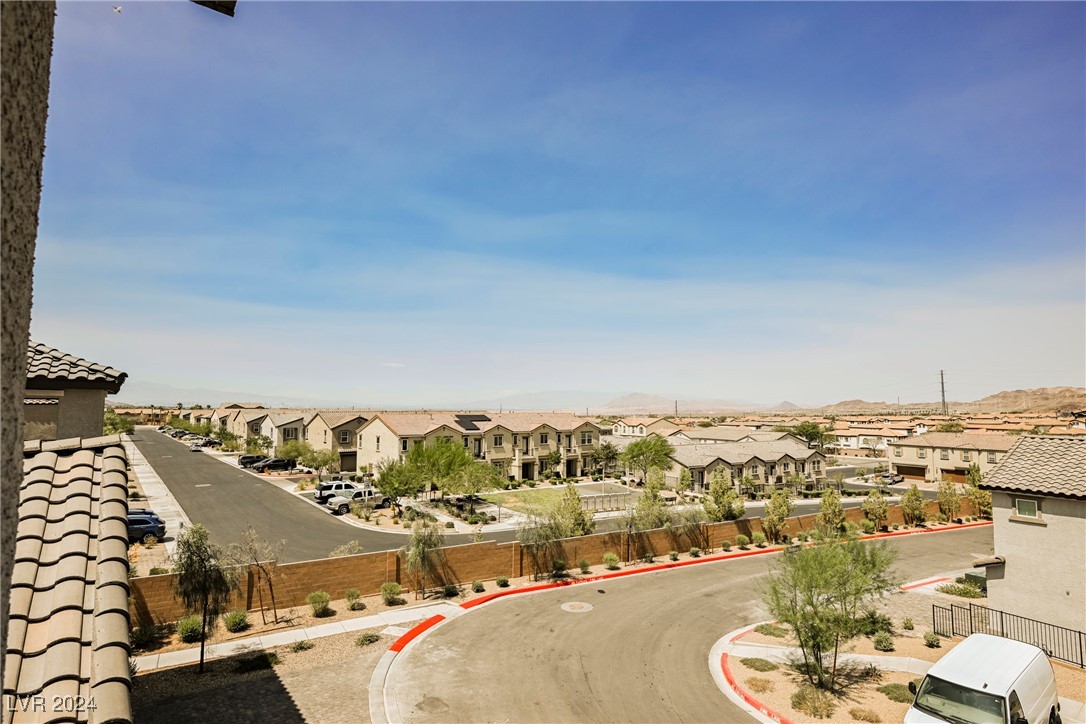 1323 Cerulean Avenue Property Photo 8