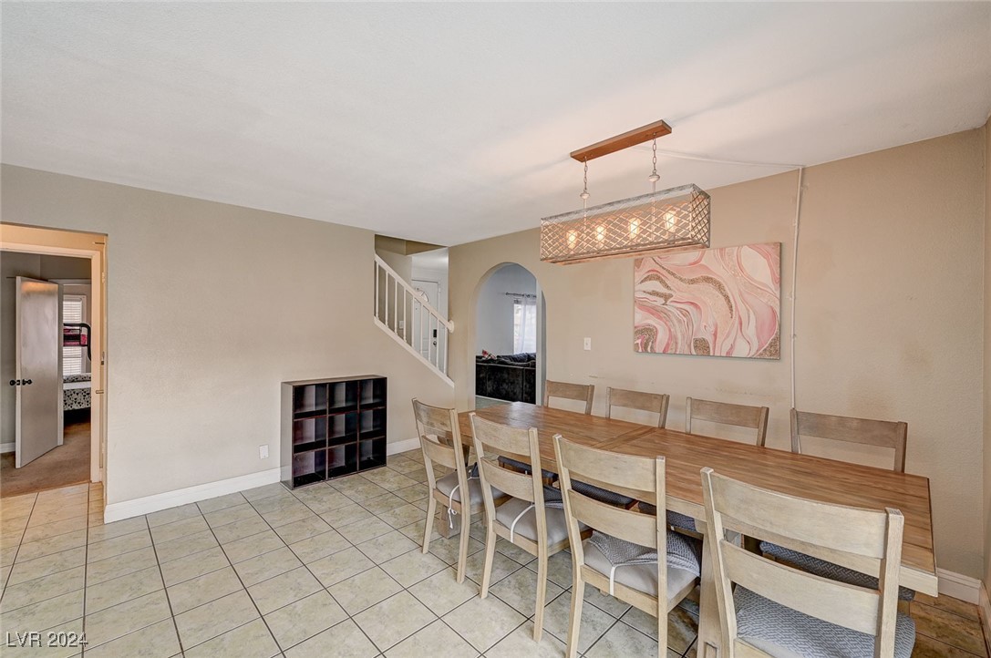 3933 Manford Circle Property Photo 14