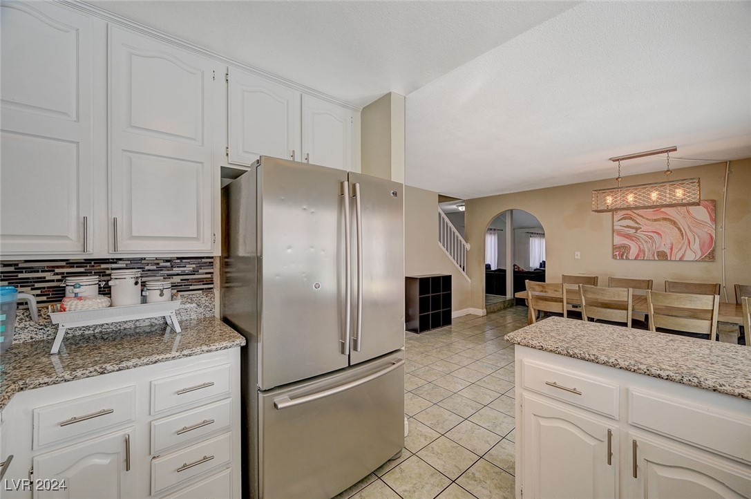 3933 Manford Circle Property Photo 17