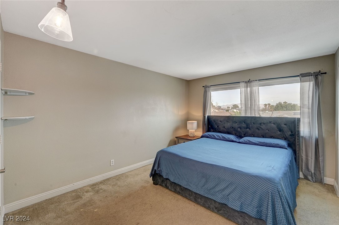 3933 Manford Circle Property Photo 32
