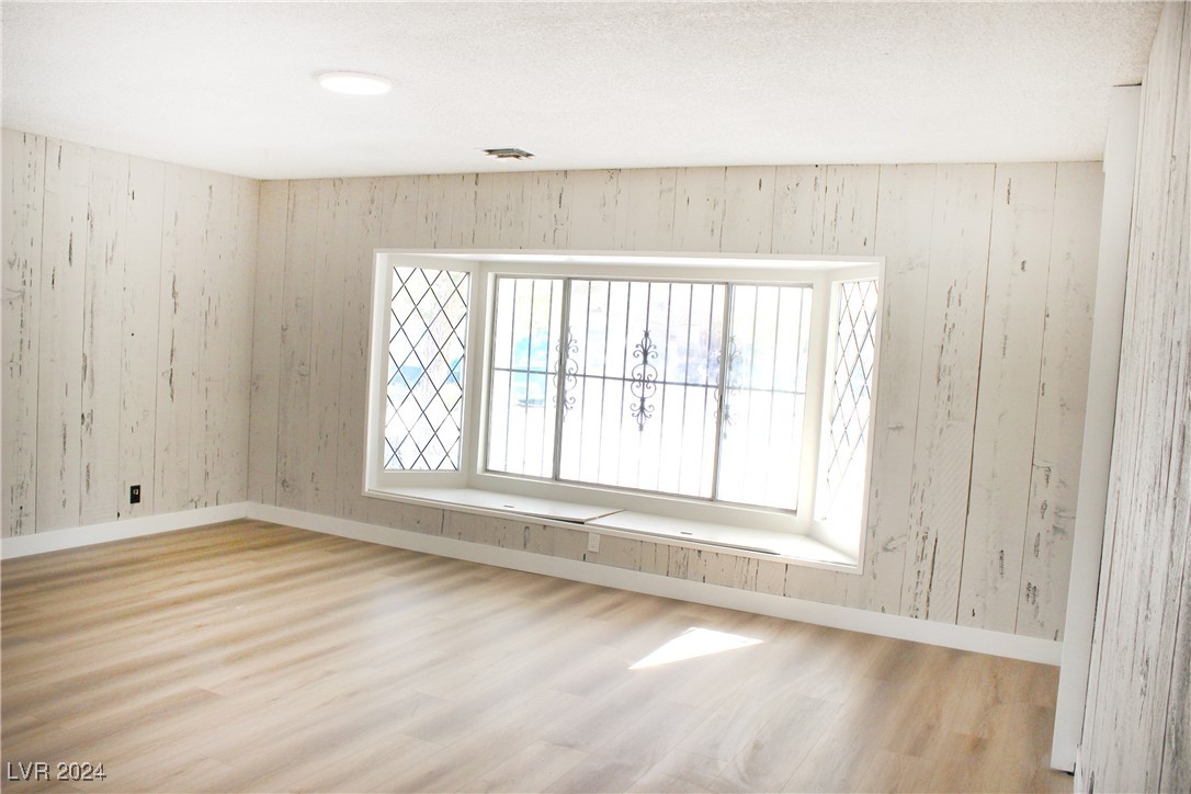 2420 Laurie Drive Property Photo 21