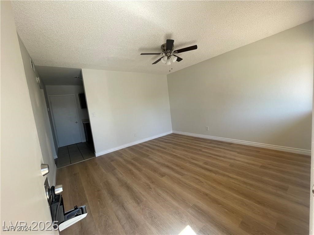 1303 Darlene Way 302a Property Photo 7