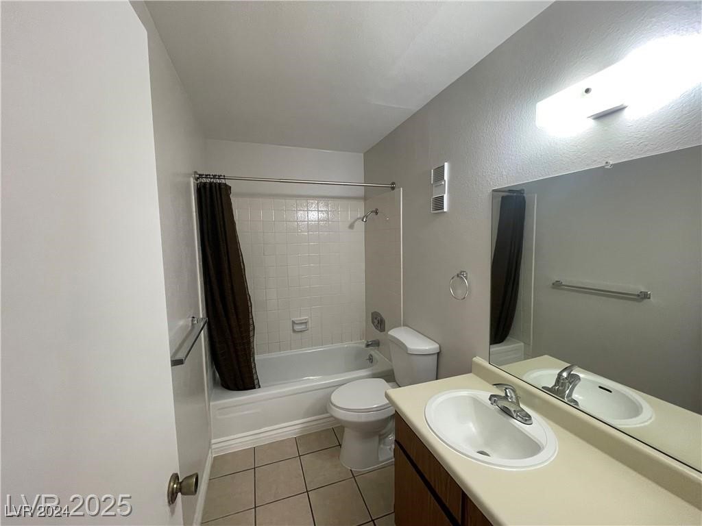 1303 Darlene Way 302a Property Photo 9