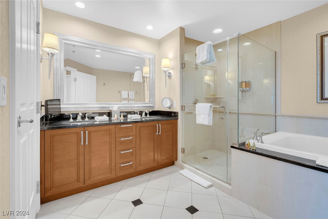125 East Harmon Avenue 1018 Property Photo 26