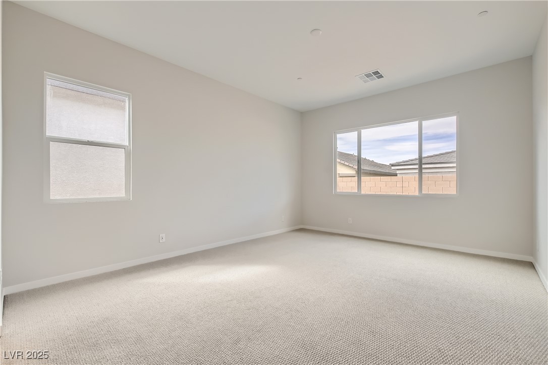 853 Bittern Lake Street Property Photo 7