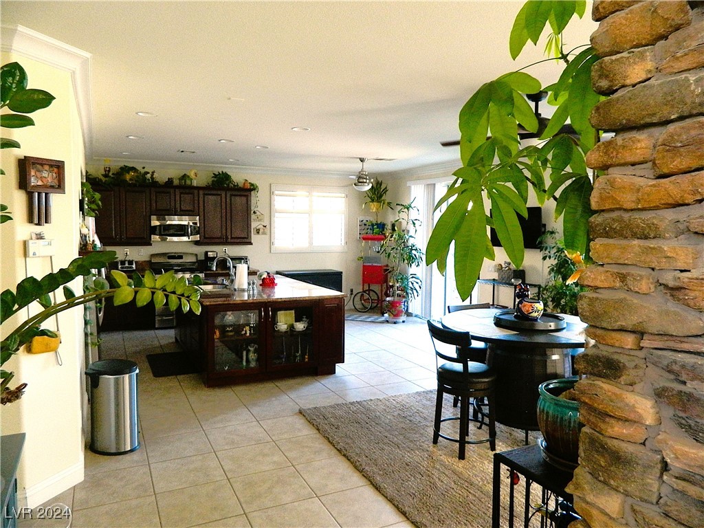 8230 Moapa Water Street Property Photo 6