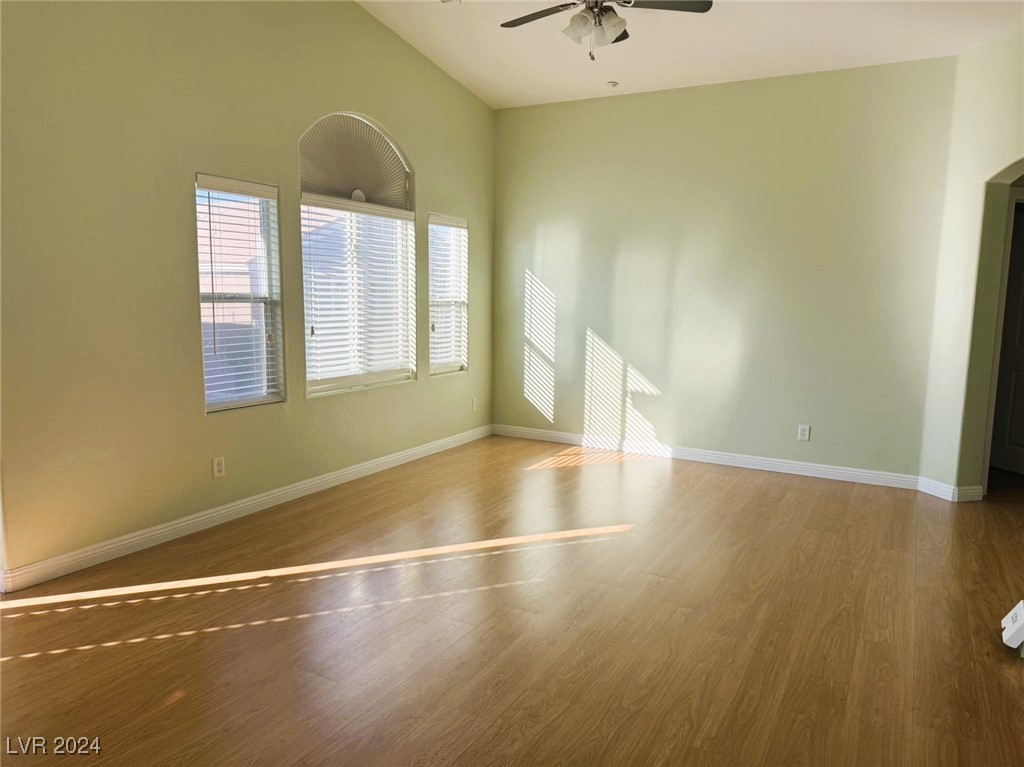 10024 Aspen Rose Street 101 Property Photo 5