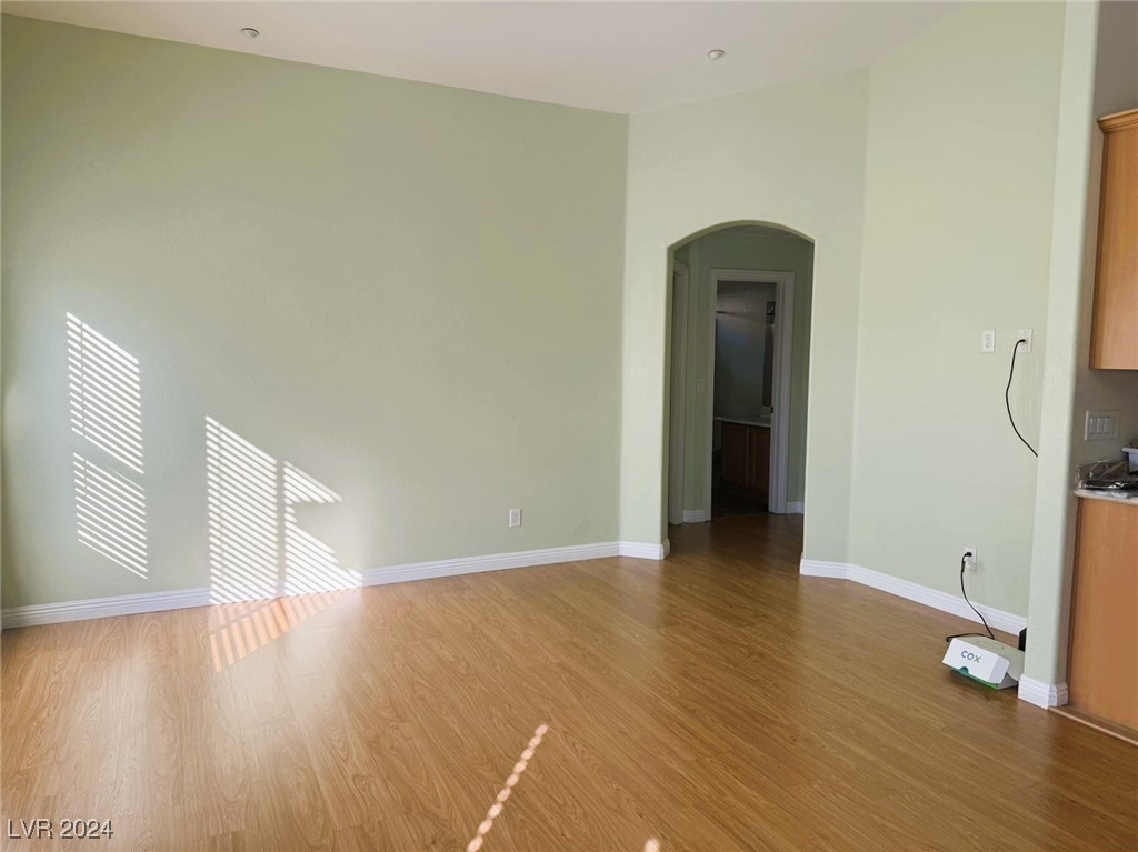 10024 Aspen Rose Street 101 Property Photo 7