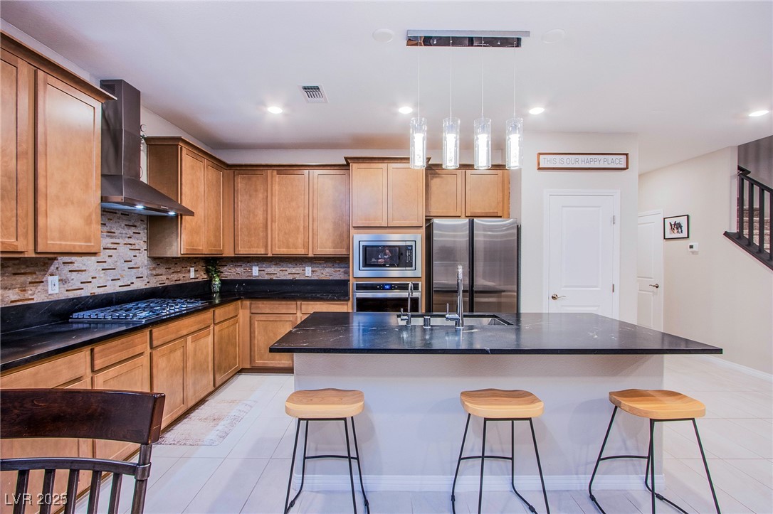 8021 Adelaide Hills Street Property Photo 6