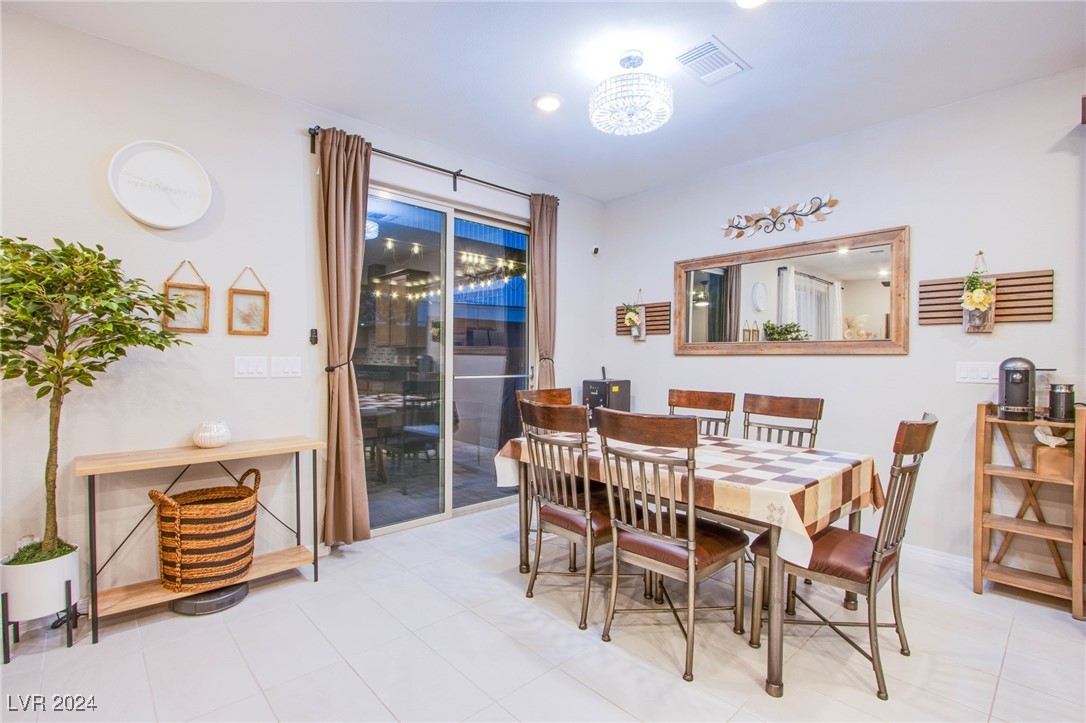 8021 Adelaide Hills Street Property Photo 8