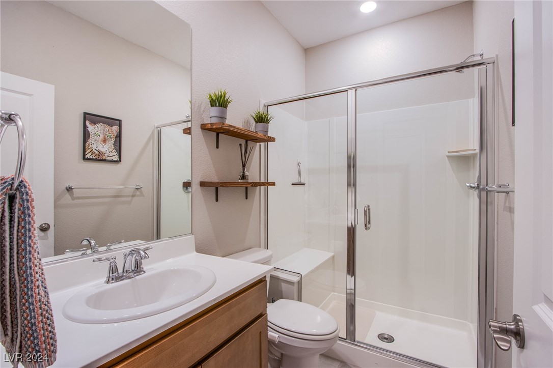 8021 Adelaide Hills Street Property Photo 16