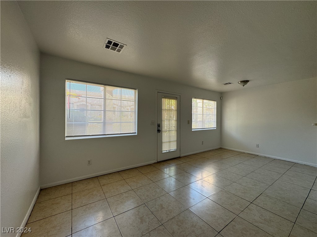 1953 Sangallo Street 106 Property Photo 5