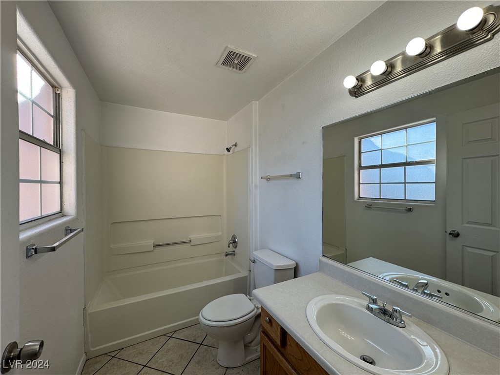 1953 Sangallo Street 106 Property Photo 15