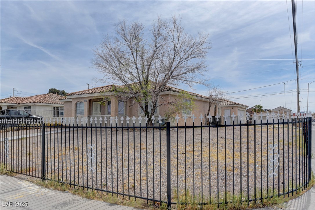 1271 Balzar Avenue Property Photo 3