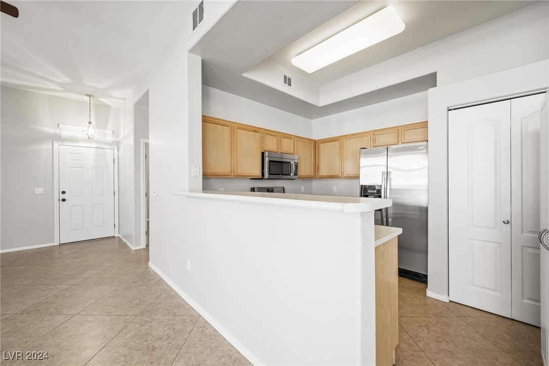 700 Carnegie Street 1512 Property Photo 12