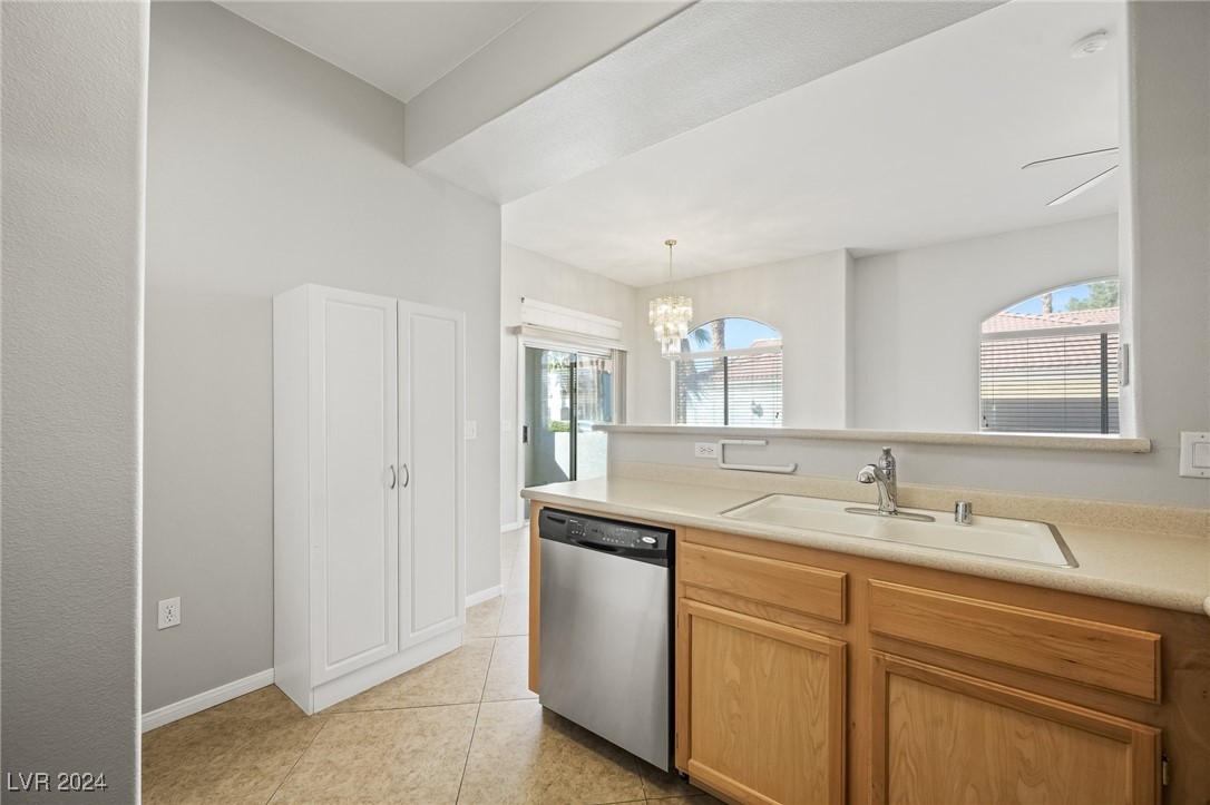 700 Carnegie Street 1512 Property Photo 17