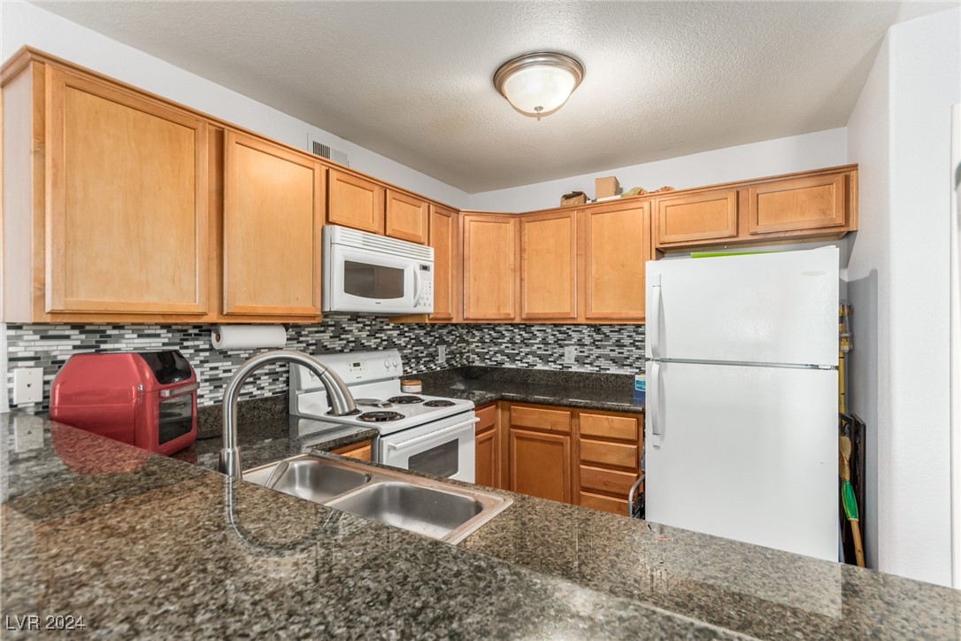 3145 East Flamingo Road 2018 Property Photo 13